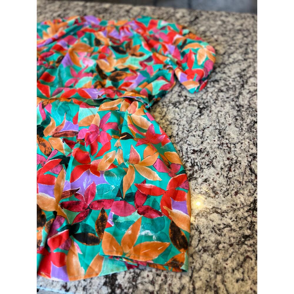Entro NWT button front short romper women’s size S floral waist tie - Picture 12 of 14